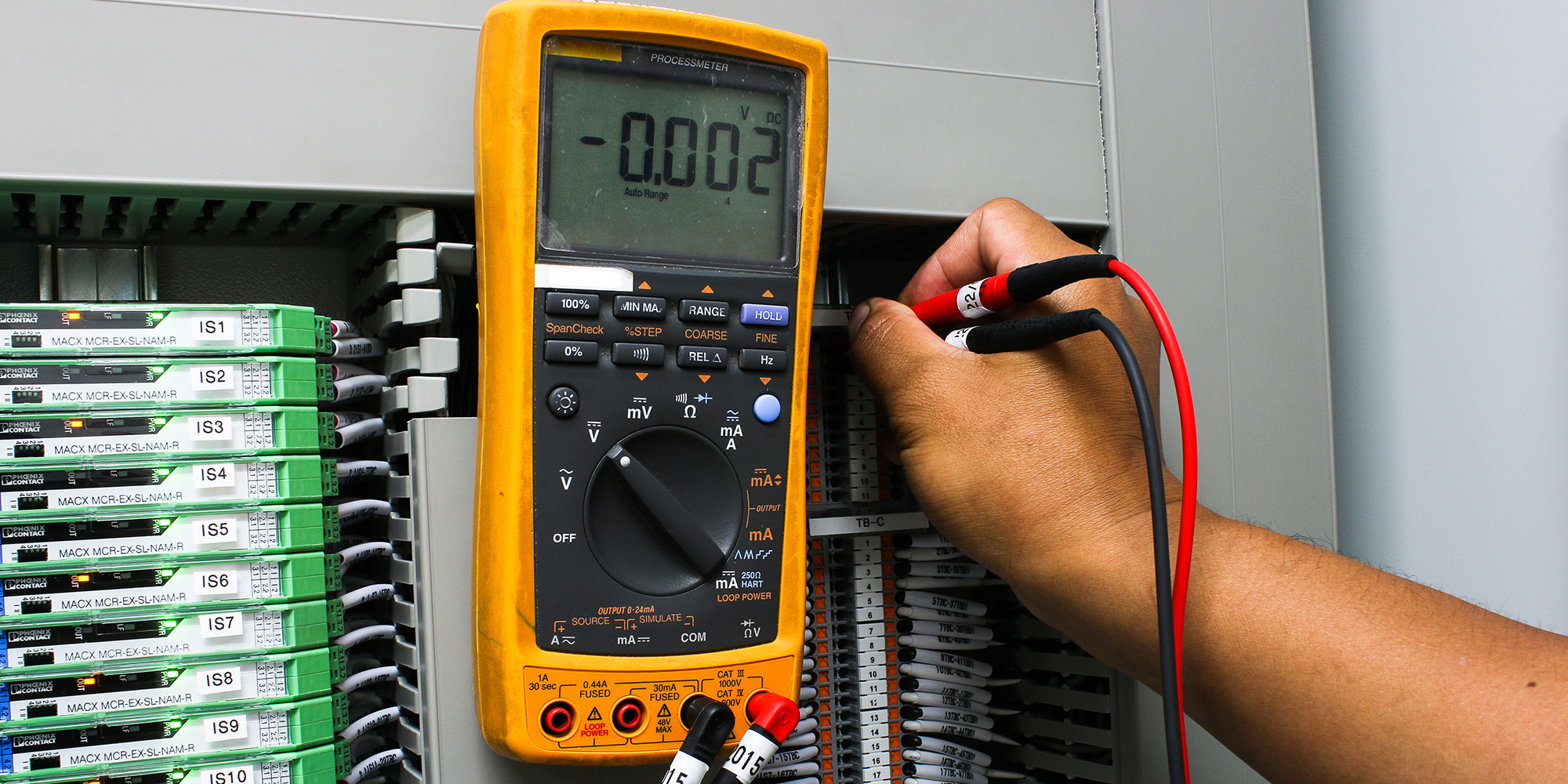 Industrial electrical testing and maintenance